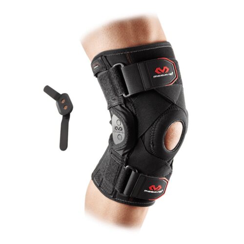 McDavid 4676 kneepad with polycentric hinges and crossed straps