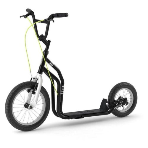 Drie Yedoo 8094 scooters voor volwassenen