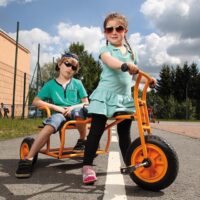 Beleduc Triciclo Taxi multi-passeggero per 2 bambini 60821